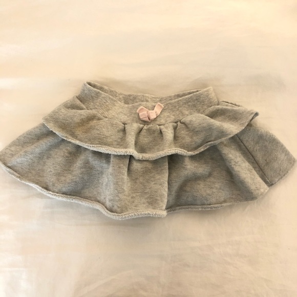Bundle of two: pink sweater and grey skirt - Picture 4 of 7